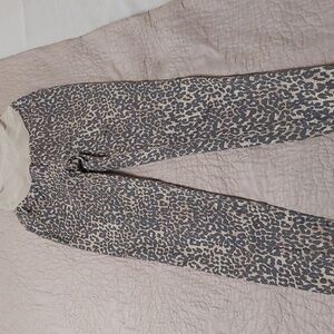Jessica simpson maternity leopard jeans, small